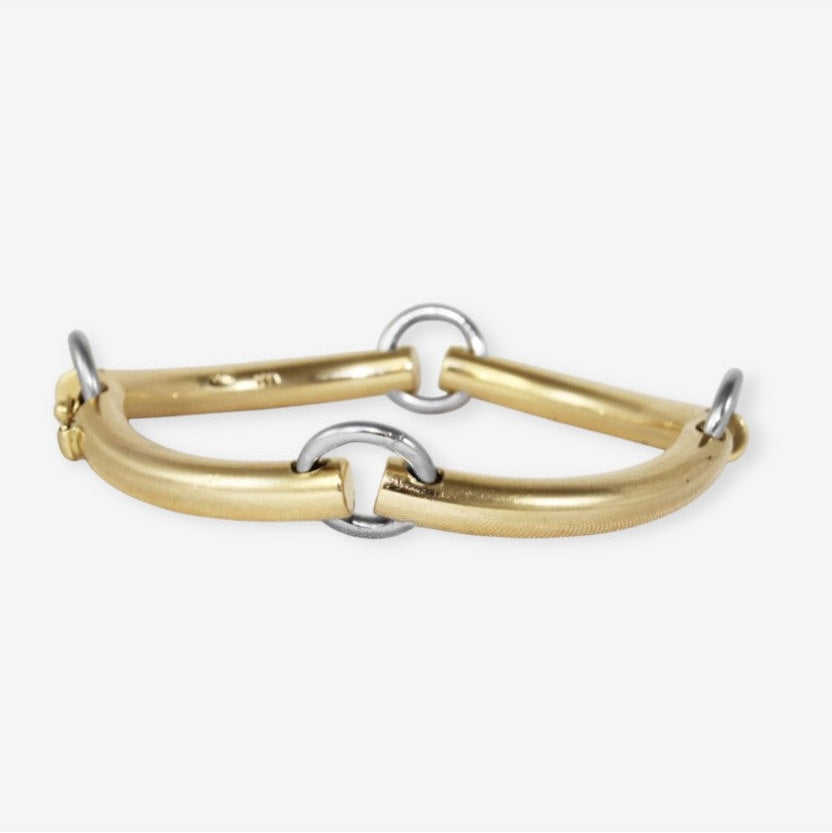 Armbånd i 14 karat guld og hvidguld håndlavet af Heiniz Leth
