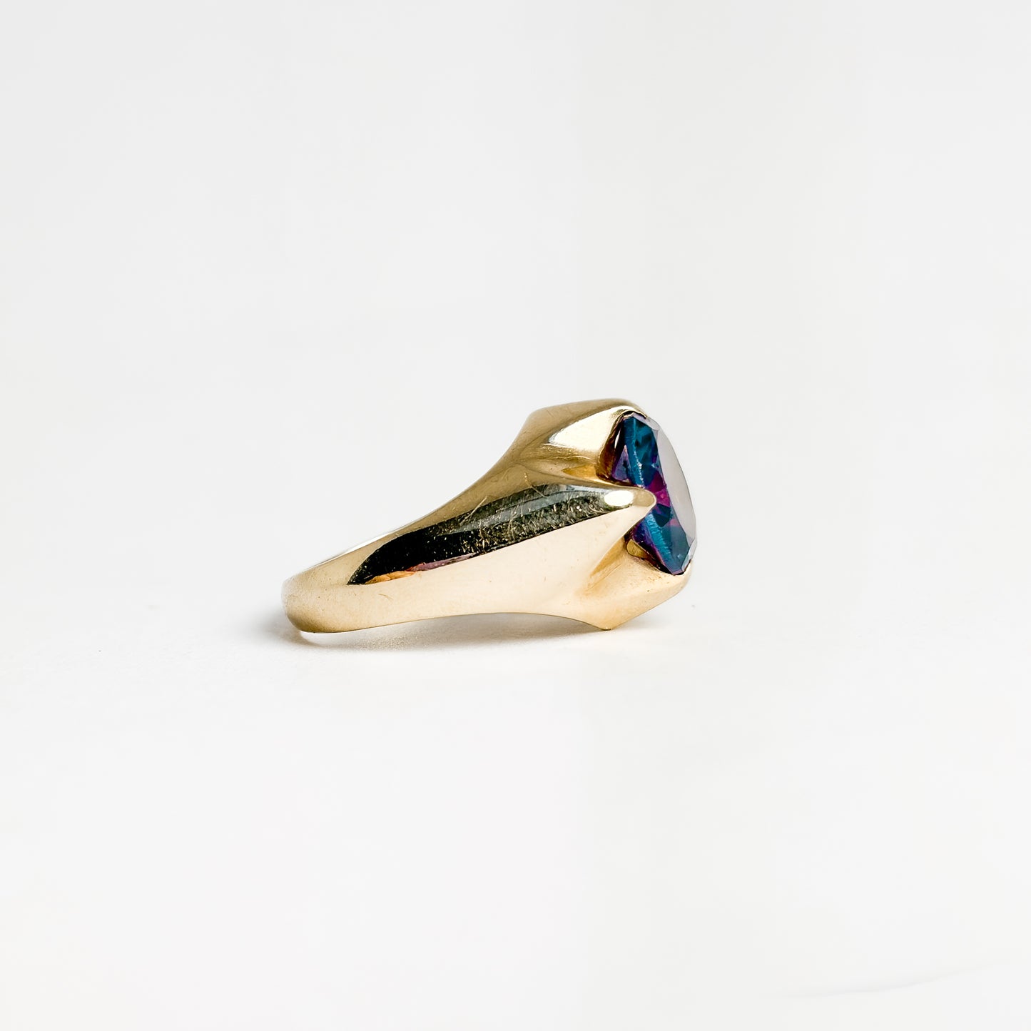 14 karat ring med ametyst | str. 52