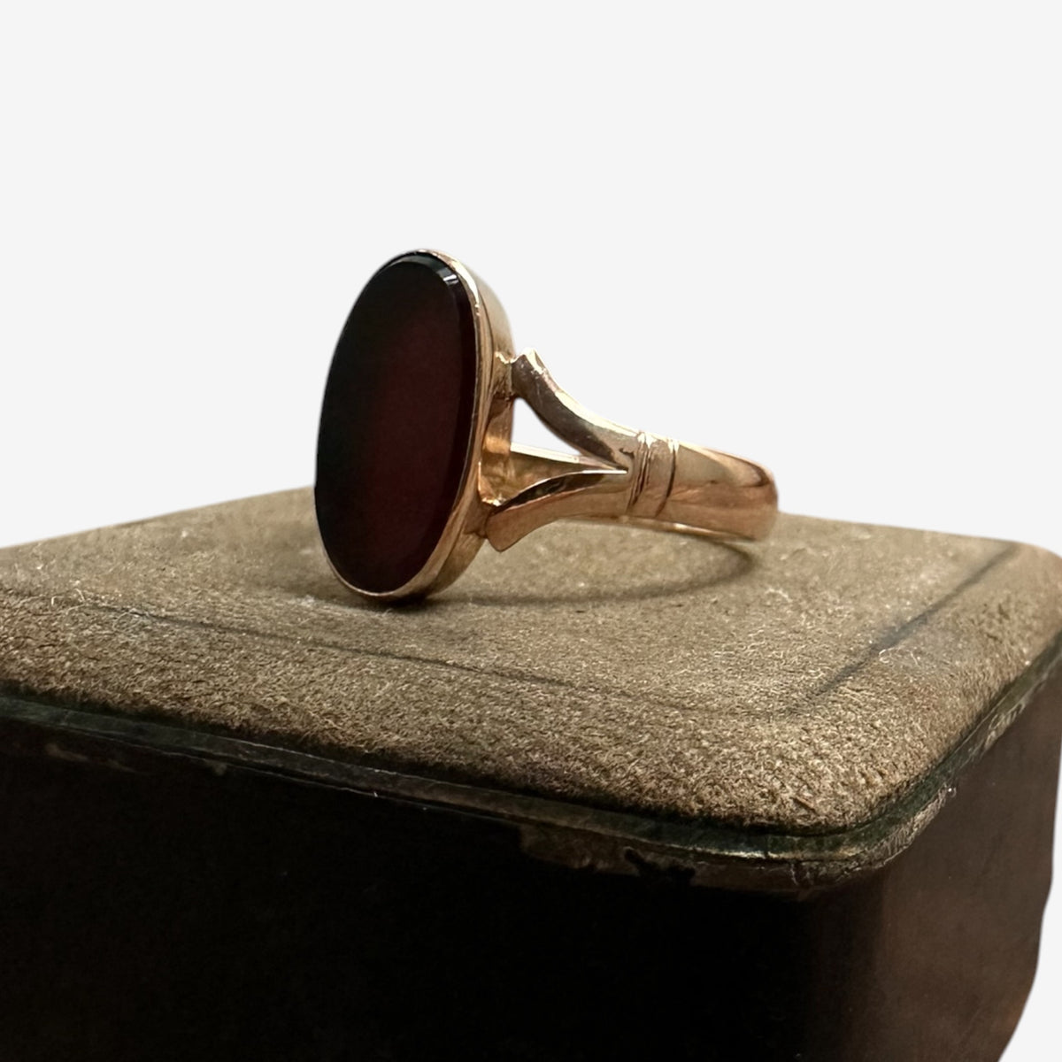 14 karat ring med carneol | str. 66