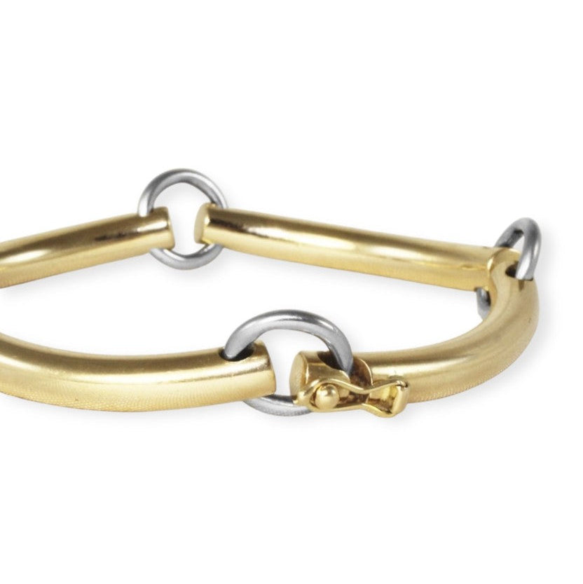Armbånd i 14 karat guld og hvidguld håndlavet af Heiniz Leth