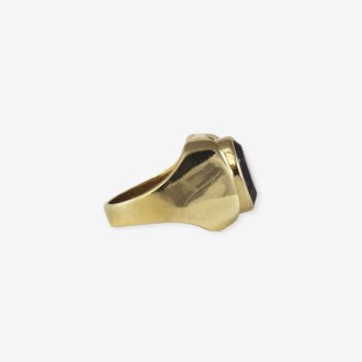 14 karat ring i signetstil med ametyst | Str. 52