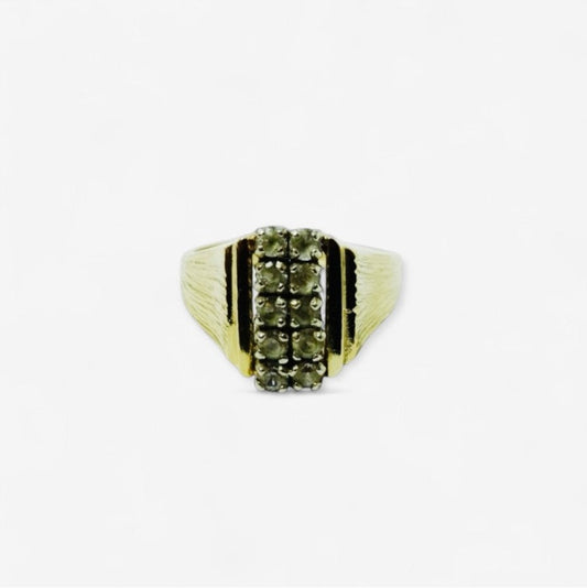 14 karat ring med klare sten | Str. 56,5
