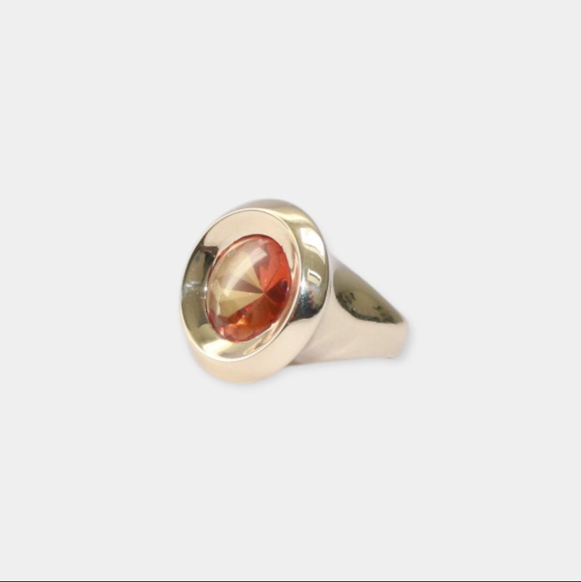 14 karat ring med orange sten | Str. 50,5