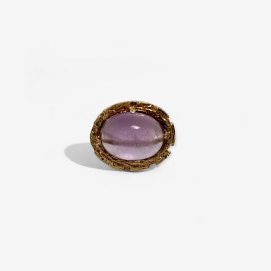 14 karat ring med rustikt look og lilla sten | Str. 57