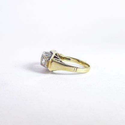 14 karat Art Deco ring med 3 brillanter | Str. 51