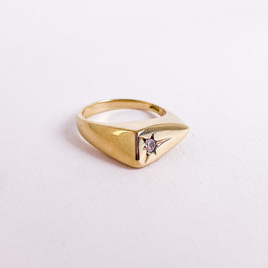 14 karat ring med zirkon | Str. 47