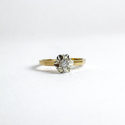14 karat guldring med hvidguldsroset og 0,03 ct. brillant | Str. 53,5