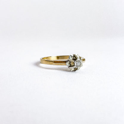 14 karat guldring med hvidguldsroset og 0,03 ct. brillant | Str. 53,5