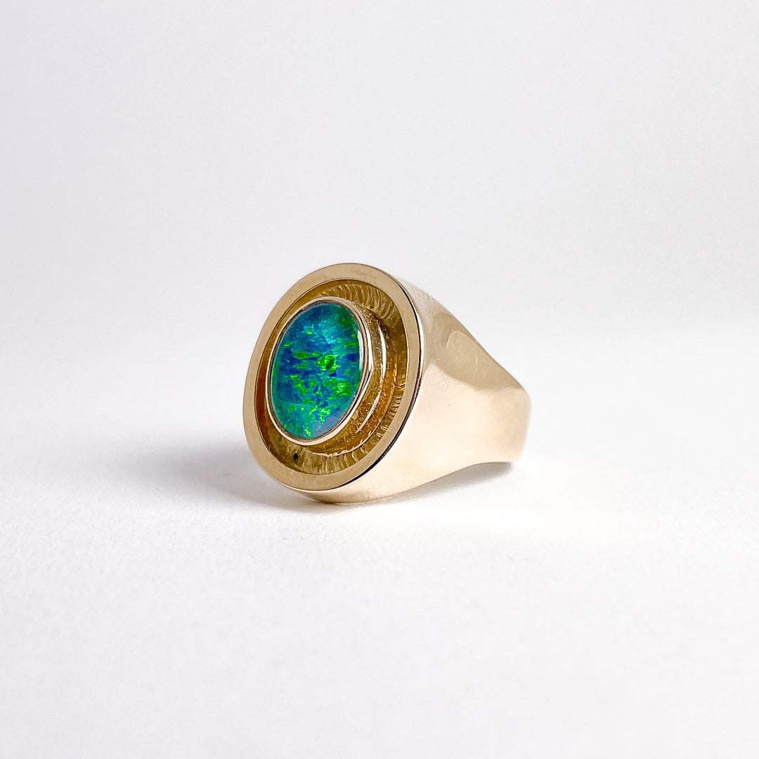 14 karat ring med opal  | Str. 53