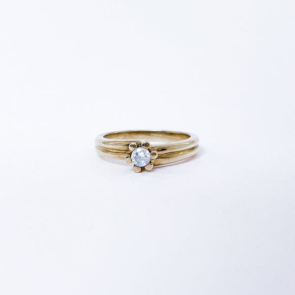 8 karat ring med zirkon | Str. 55