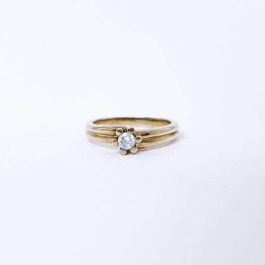 8 karat ring med zirkon | Str. 55