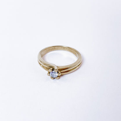 8 karat ring med zirkon | Str. 55