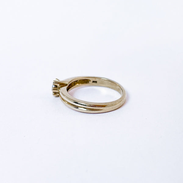 8 karat ring med zirkon | Str. 55