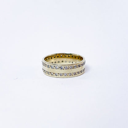14 karat ring med zirkoner | Str. 55