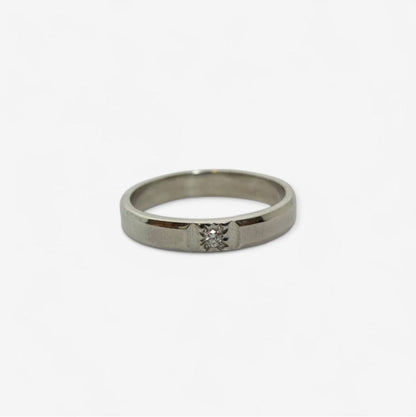 14 karat alliancering i hvidguld med 0.02ct brillant | Str. 53