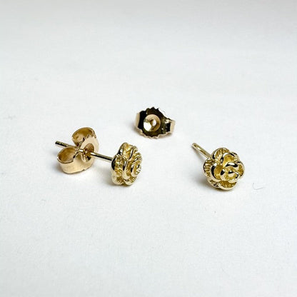 Ørestikkere i 14 karat guld med blomster