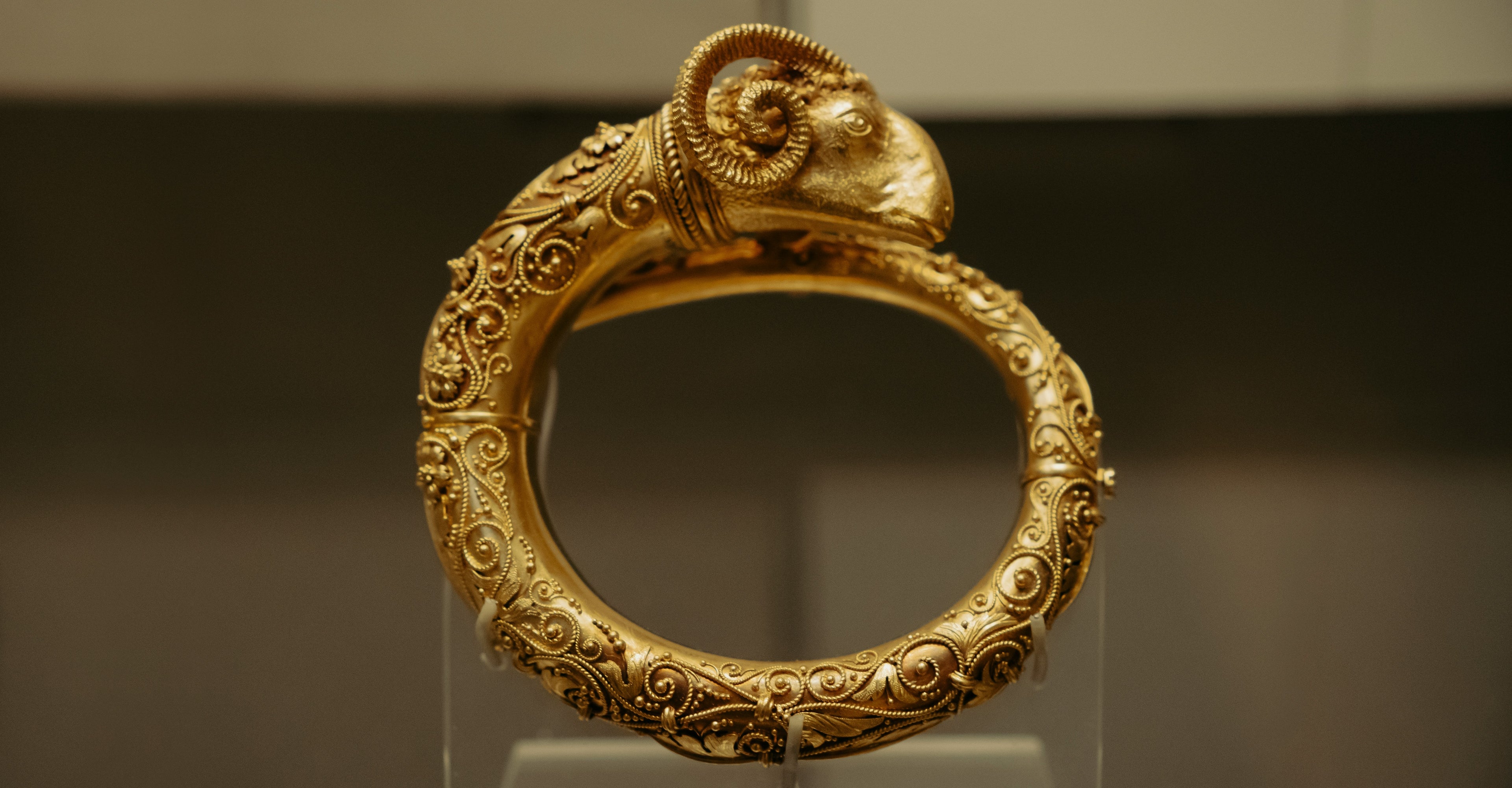 Roman Gold Bracelet with Goat Head, 3rd Century BC